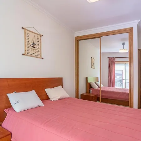 T2 Formiga Apartment *